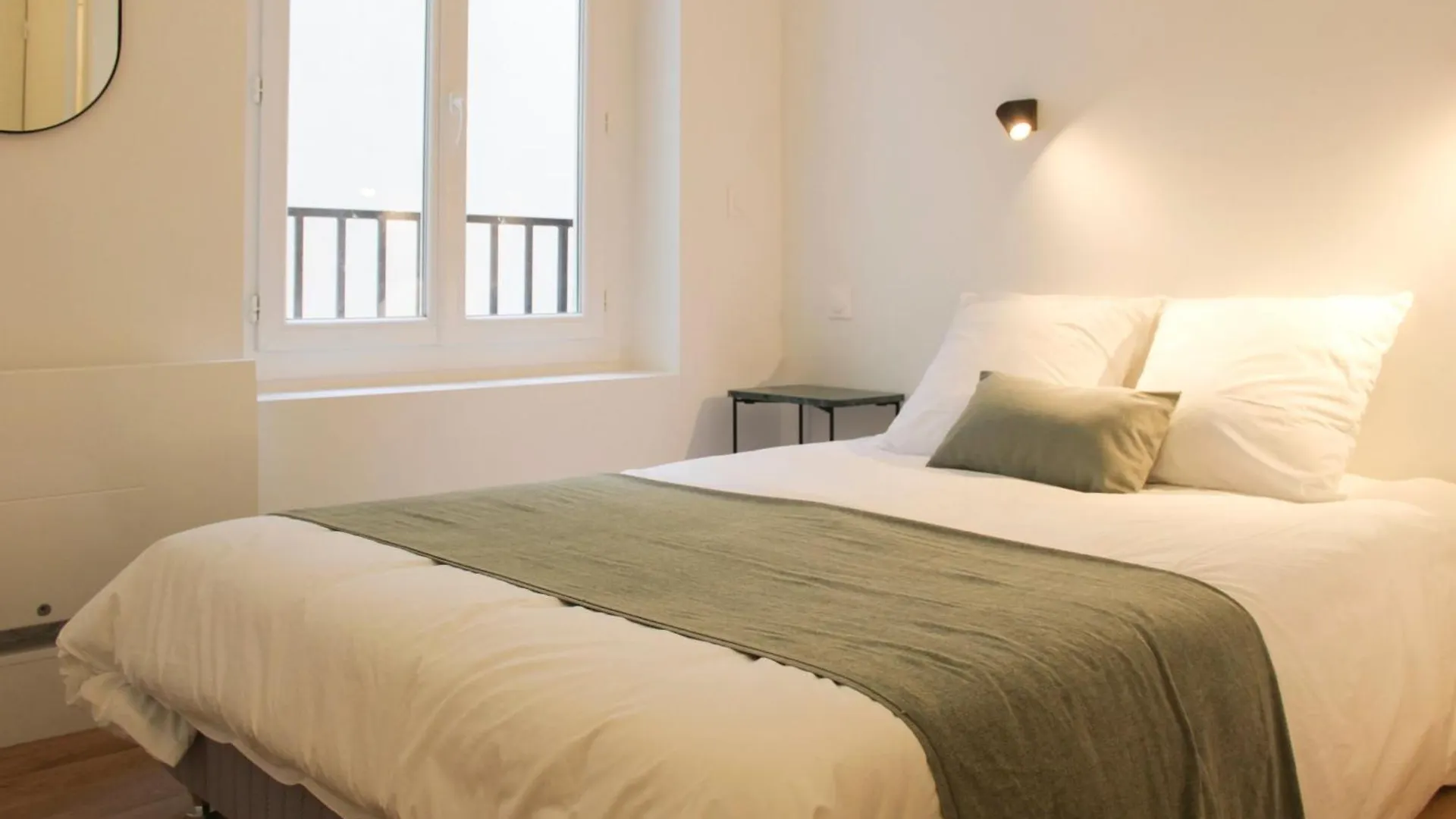 Charming T2 Of 26 M Near The Bastille Paris France